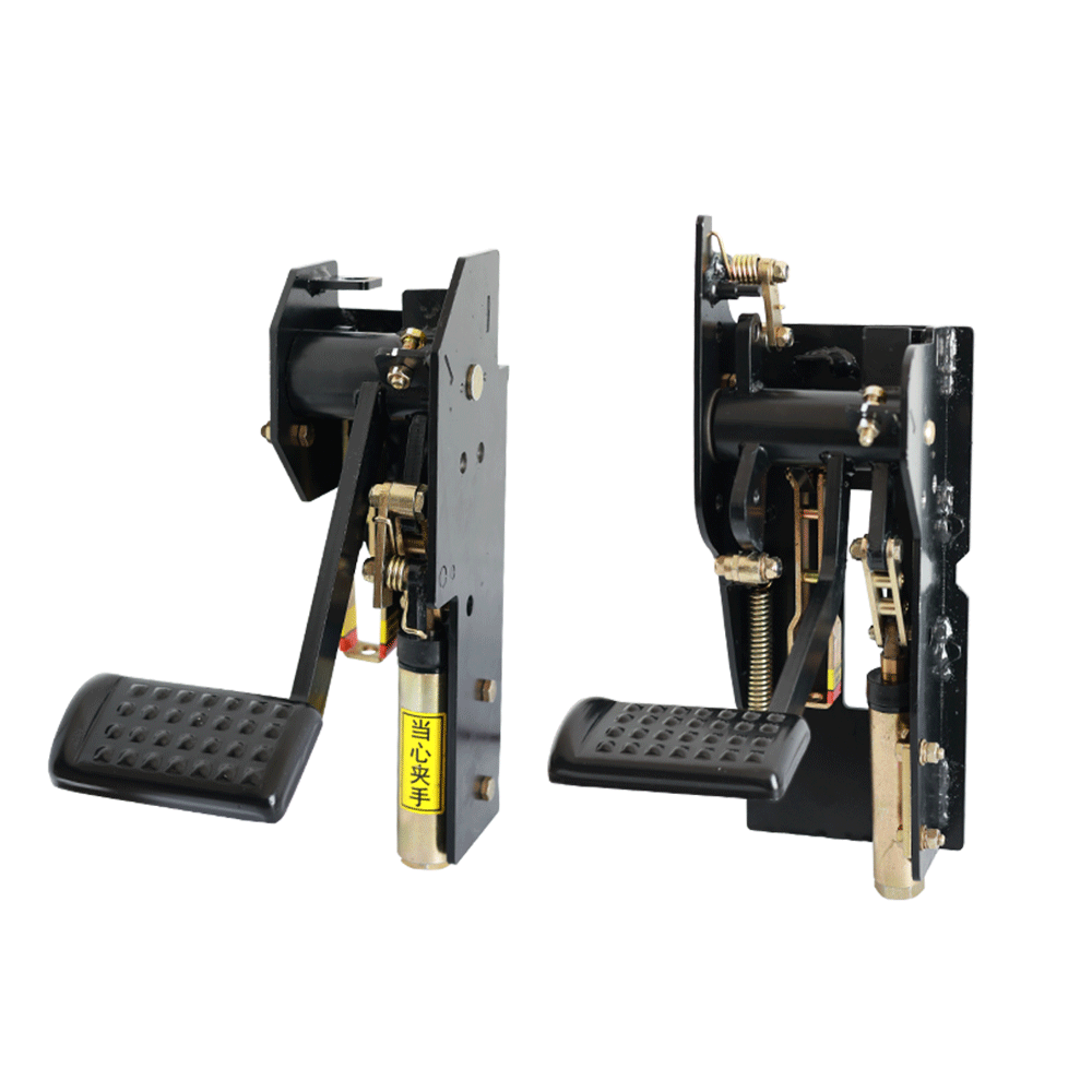 Clutch pedal booster